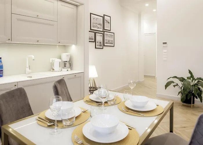 Maritime Apartment *